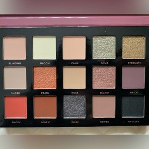 Ace Beaute eyeshadow